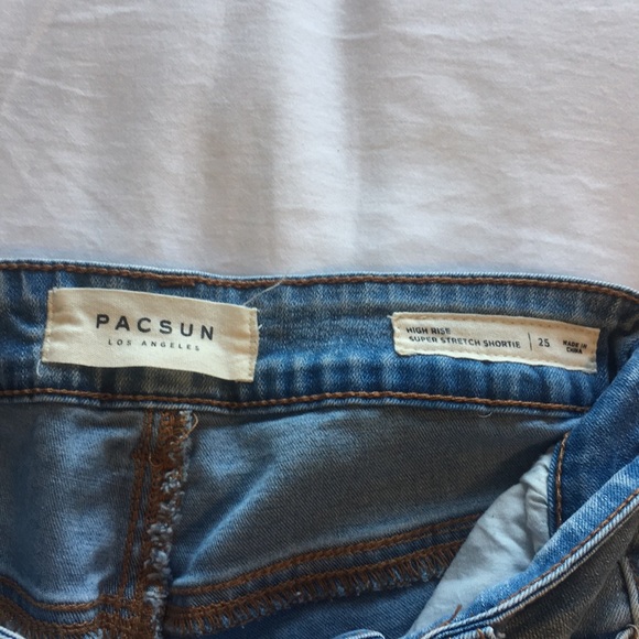 High Rise Super Stretch Shortie - Picture 3 of 3